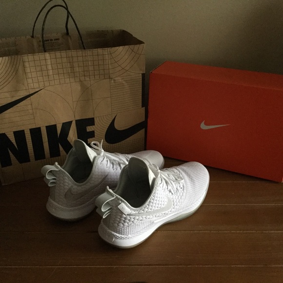 Nike LeBron Witness 3 ‘White Chrome’ RARE Color - Picture 5 of 9